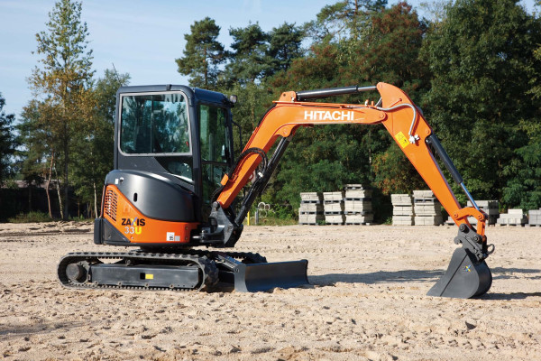 Hitachi - ZX 33 U 3 Mini excavator (up to 6T) from 143 € | 👉 rentmas